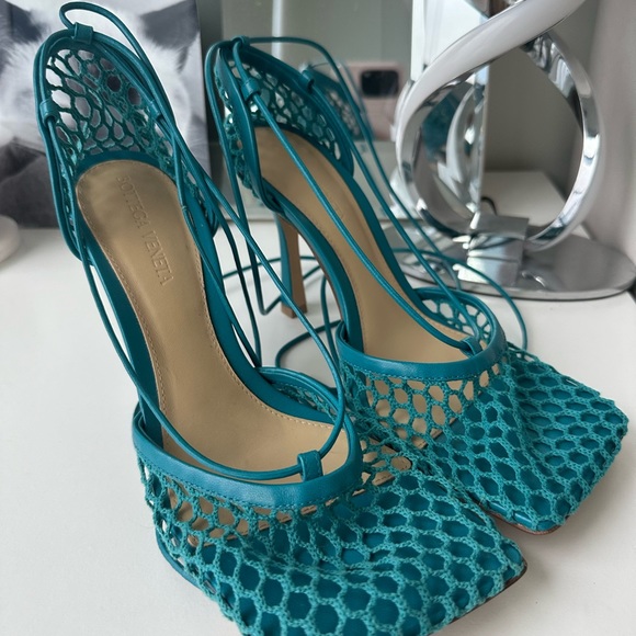 Bottega Veneta Netted Heel - Picture 3 of 13